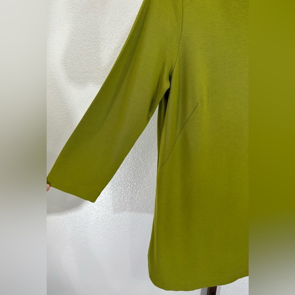 J Jill Tunic Top Ponte Knit Boat Neck 3/4 Sleeve Chartreuse Avocado Green - Picture 3 of 11